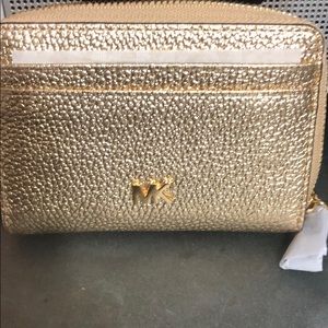 Michael Kors wallet gold brand new